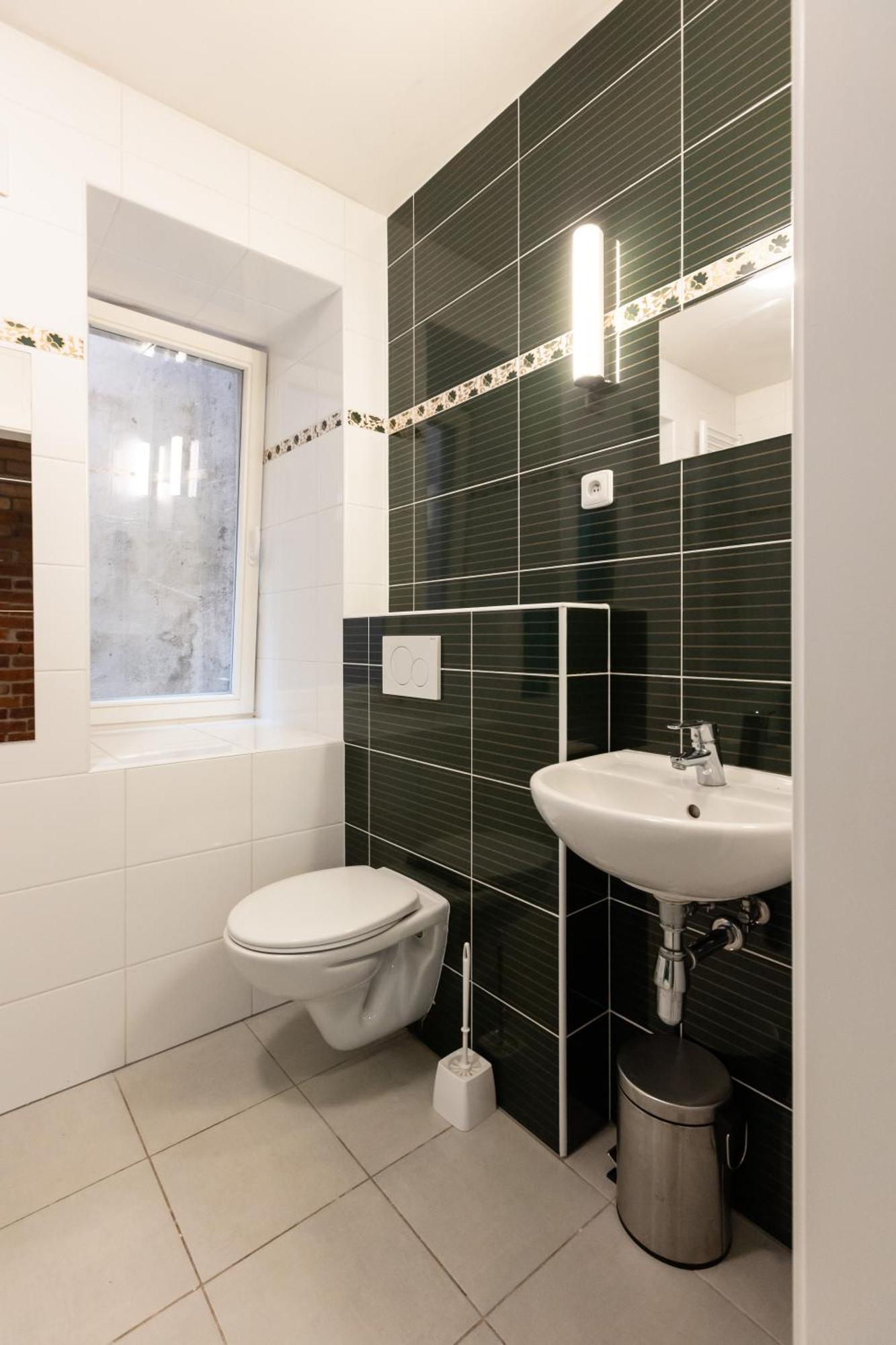 Spacious In Quiet Courtyard Near Charles Bridge Apartmán