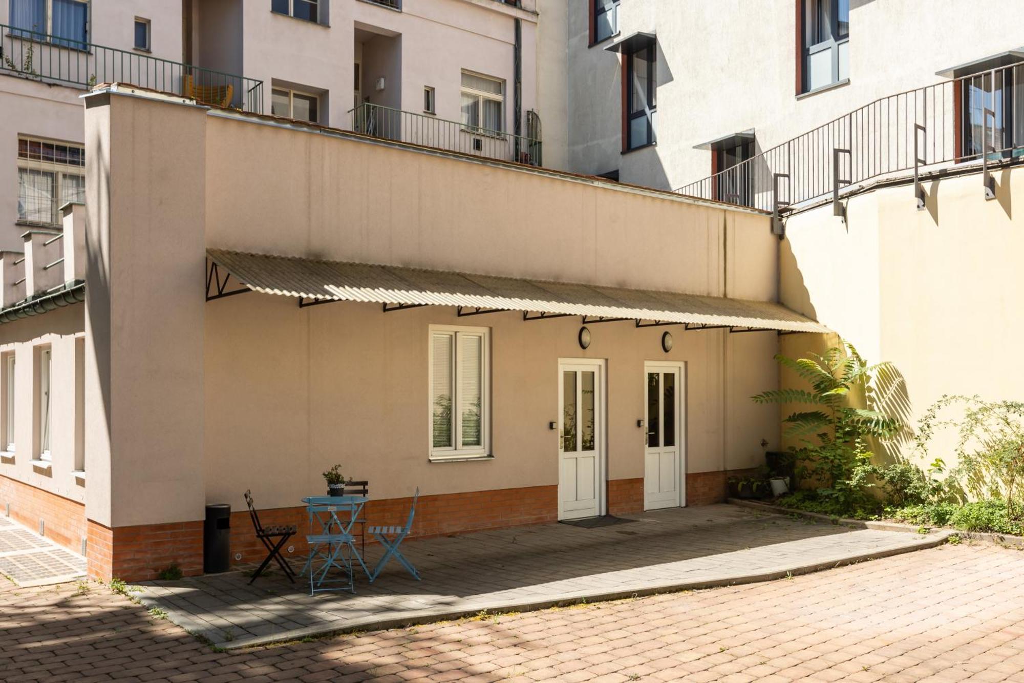 Spacious In Quiet Courtyard Near Charles Bridge Apartament